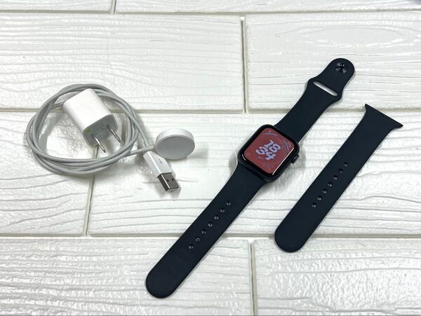 Apple Watch Series5 40mm アップルウォッチ スペースグレー アルミニウム GPS ②
