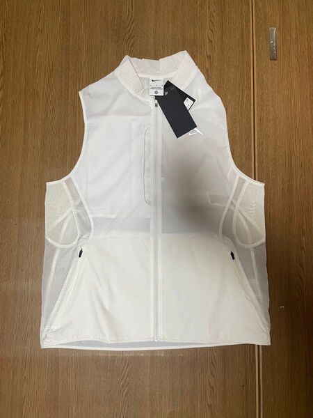 新品未使用 ナイキ トレイルエアリーズ メンズ ランニングベスト Mサイズ