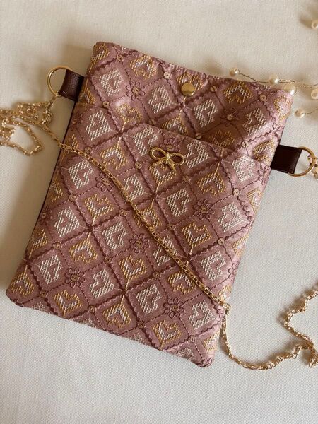 ポシェット*インド刺繍生地ショルダーバッグ*スマホポシェット*フェイクレザーふ