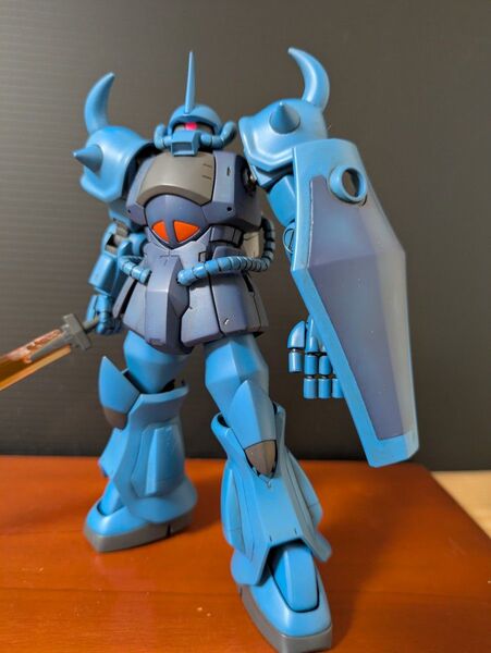 HGUC グフ 塗装済完成品 ガンダム