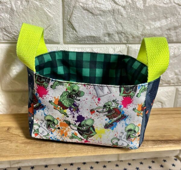ハンドメイド☆布バスケット(小)