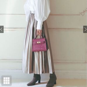 GRL 光沢レザープリーツスカート