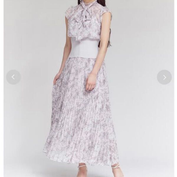 【インポート品】ウエストリブプリーツワンピース