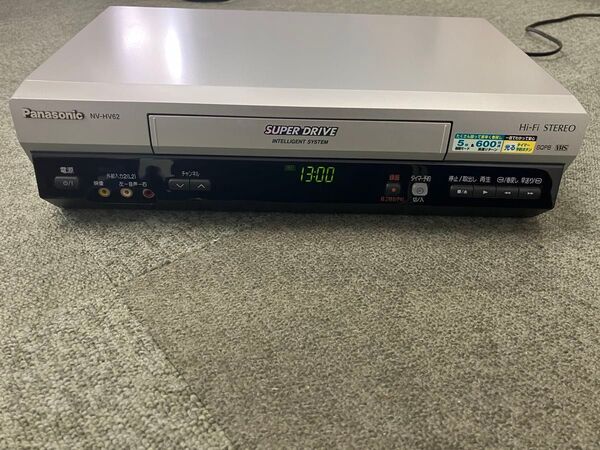 Panasonic VHSビデオデッキ NV-HV62