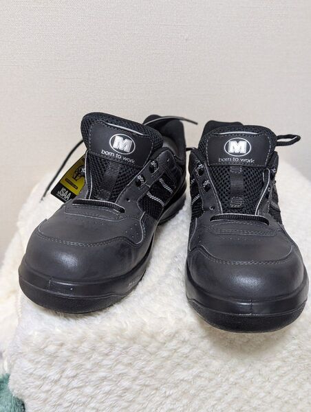 新品 タグ付き ミドリ安全靴 26.5EEE