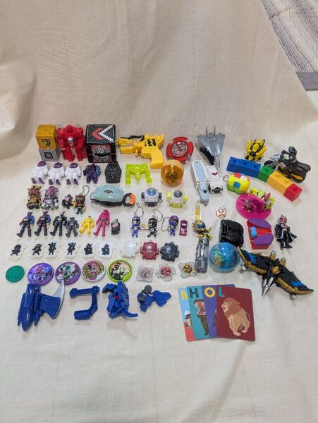 特撮、 仮面ライダー おもちゃ 、てれびくん付録、ハッピーセット、びっくらたまご、ガチャ、ジャンク品いろいろセット