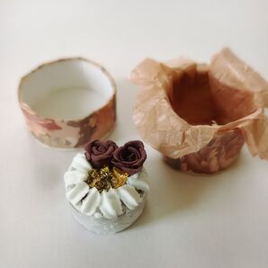 ミニチュアスイーツ 薔薇のネイキッドケーキ