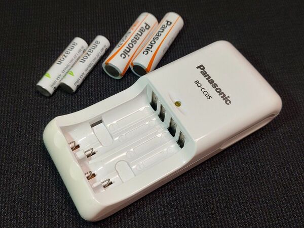 ■ Panasonic 充電器 ■ Panasonic 単3形 充電式ニッケル水素電池 エボルタ ■ アマゾン 単4形 充電池