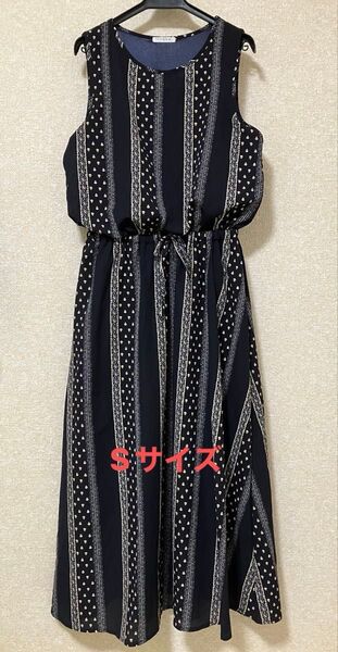 【コルザ】ノースリーブ ゆったりロングワンピース エスニック柄 Sサイズ ブラック