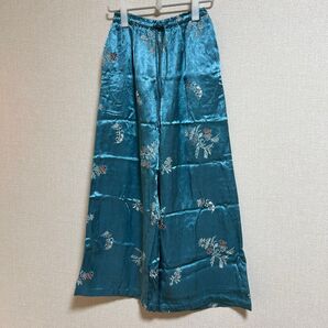 アングリッド Ungrid サテン ワイドパンツ チャイナ
