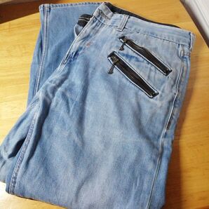 Levi's jeans ジーンズ