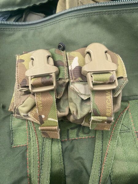 米軍実物 米軍放出品 SOFLCS EAGLE M67 グレネードポーチ マルチカム 実物 米軍
