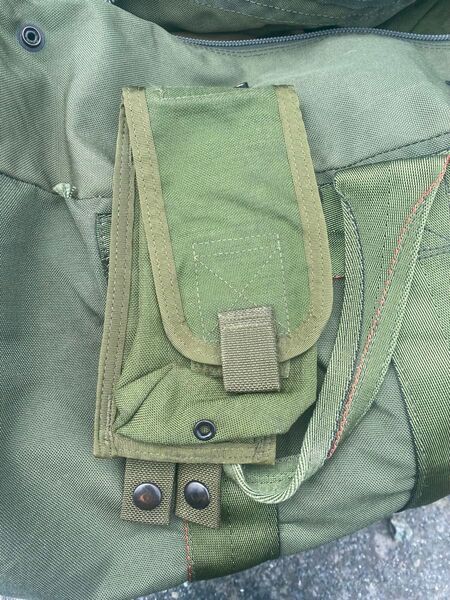 米軍実物 米軍放出品 SPEC-OPS OD M4 マガジンポーチ 米軍 M4 ポーチ Pouch 実物