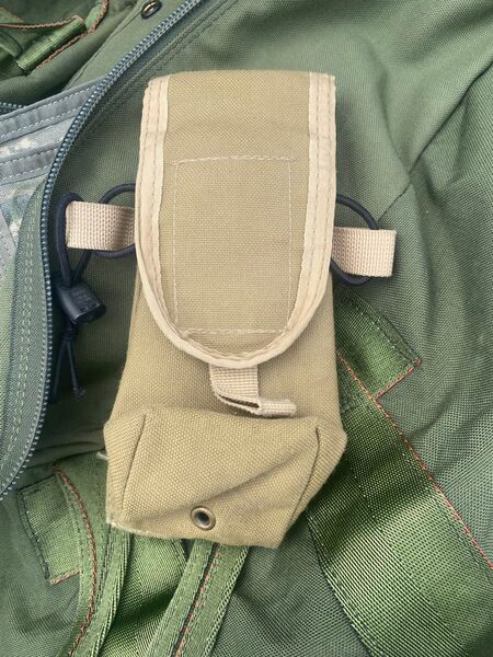 米軍実物 米軍放出品 TACTICAL TAILOR TAC-T タクティカルテイラー M4 マガジンポーチ タン カーキ