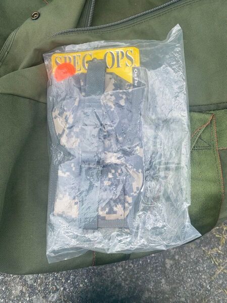 米軍実物 米軍放出品 新品 SPEC-OPS UCP ACU マガジンポーチ ユーティリティポーチ 迷彩 実物 ミリタリー