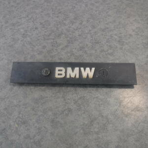 BMW3シリーズE36ヘッドカバーM42プラグホール穴BMWパネル12121721718タペットカバー上 318部品取り車あります！