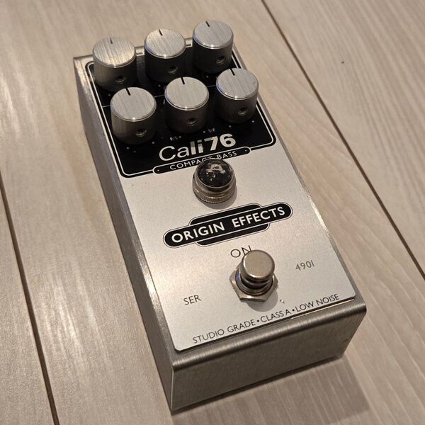 ORIGIN EFFECTS Cali76 Compact Bass Compressor