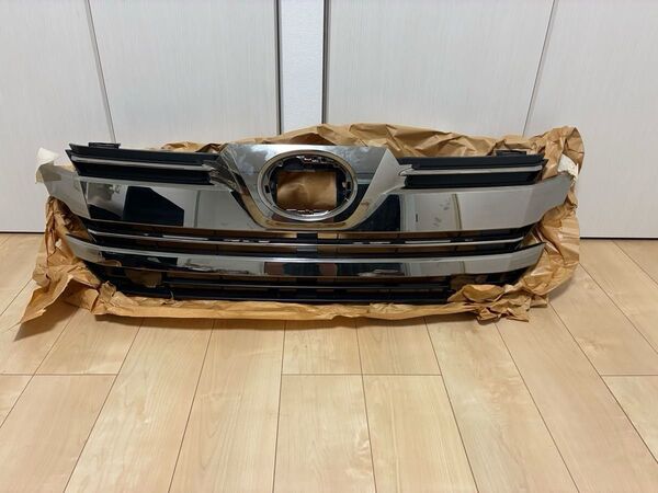 トヨタ 純正 フロントグリル メッキ 30系