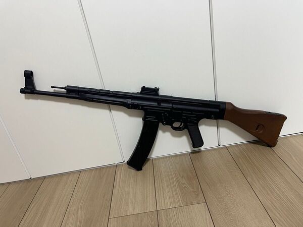 AGM stg44 MP44 フルメタル 電動ガン 第二次世界大戦 中東戦争 ドイツ軍 サバゲー