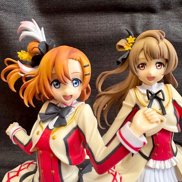 ラブライブ μ's 南ことり 高坂穂乃果 それは僕たちの奇跡 フィギュア