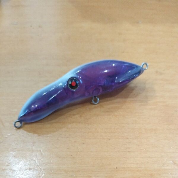 ホタルイカルアー スタンディングスクイッドゴーストグロー 80mm シーバス 根魚
