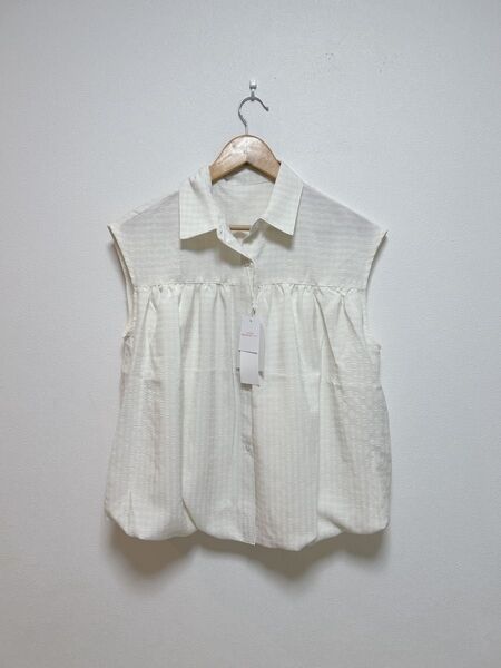 《新品》しまむら 田中里奈 襟付きブラウス M