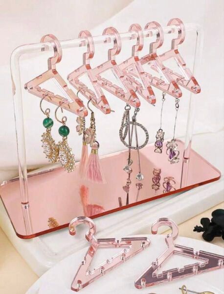 アクリル製ローズゴールドアクセサリースタンド