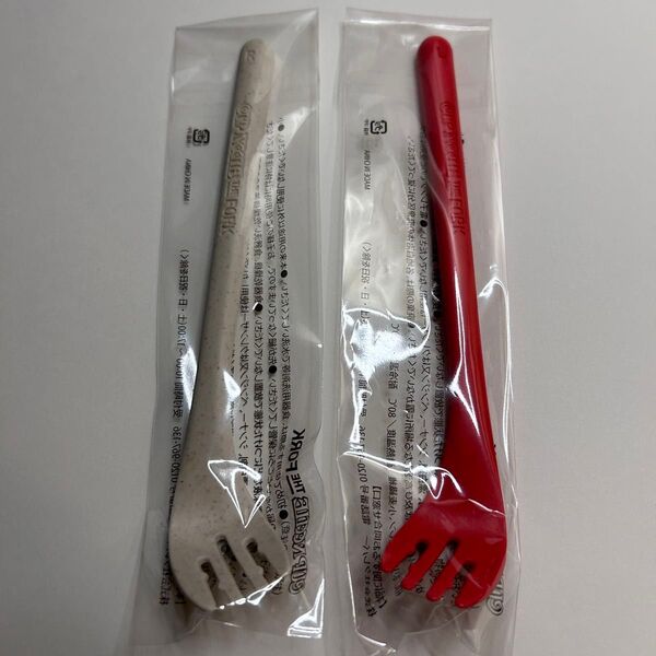 新品未開封 カップヌードル専用フォーク 左利き+右利き 各1本セット 送料無料
