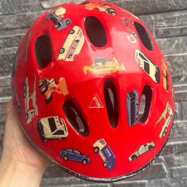 子ども用トミカ自転車ヘルメット赤