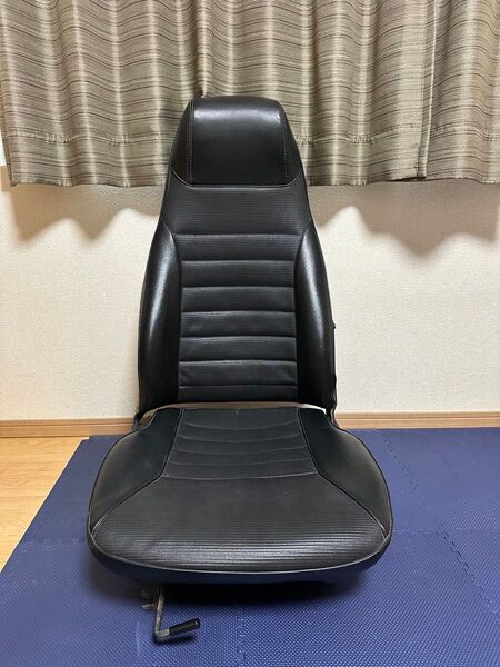 フェアレディZ 240Zの純正助手席シート 旧車 シート 日産
