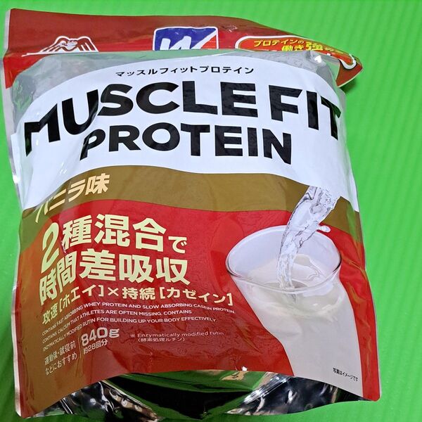 ウイダー マッスルフィットプロテイン バニラ味 840g
