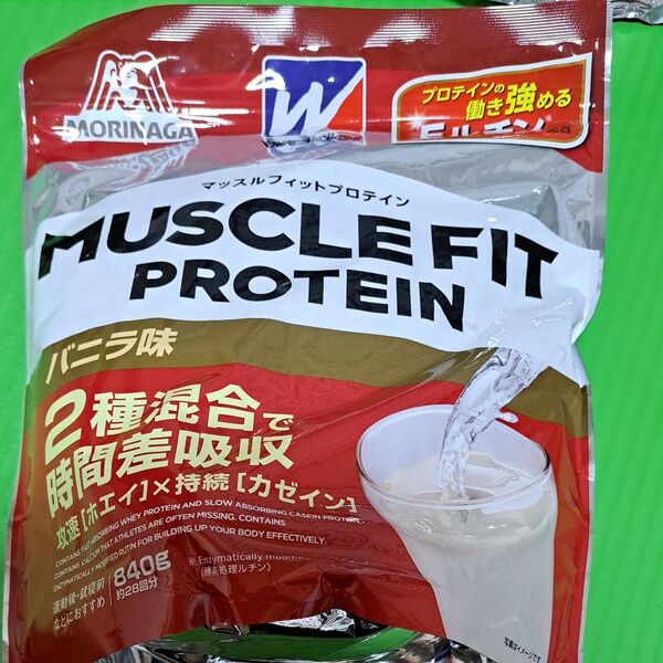 ウイダー マッスルフィットプロテイン バニラ味 840g