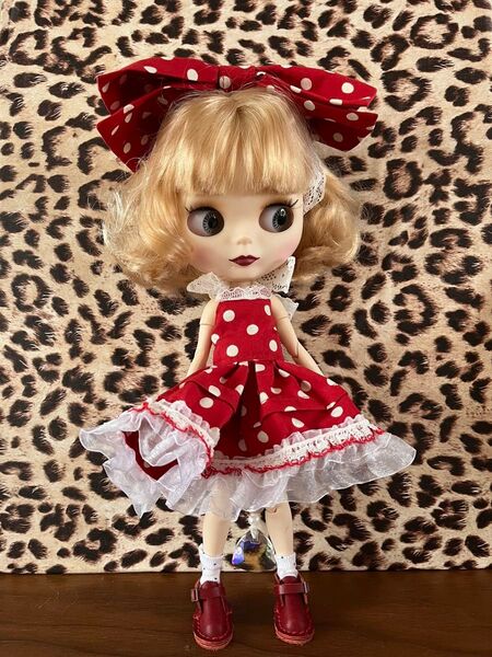 ブライス アイシードール アウトフィットミニーちゃんみたいなドットワンピース