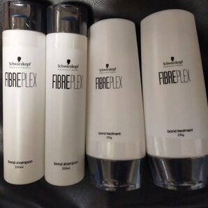 ファイバープレックス ブリーチ毛ハイダメージ毛に人気お得な4本セット ブリーチハイトーンカラー最強シャントリ