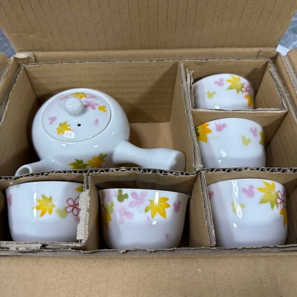 ディズニー ファンタジーショップ 急須 湯呑み 5客セット 新品未使用 ミッキーマウス 茶器セット 湯呑