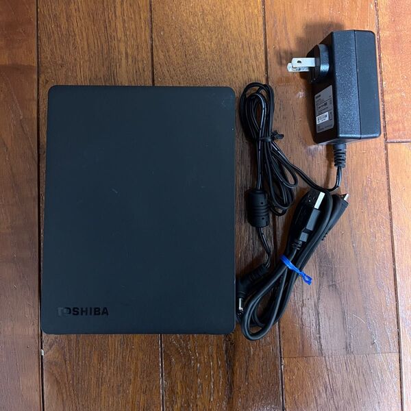 TOSHIBA 外付けハードディスク 2TB HD-ED20TK