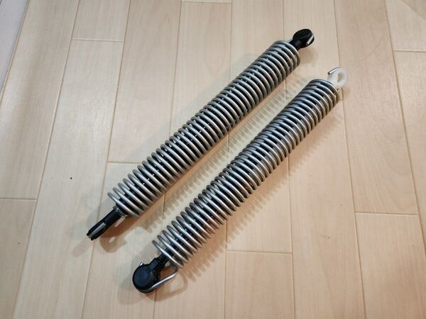 BMW F10用トランクダンパー(左右セット)5シリーズ 523i/528i/535i/550i/523d/M5 F11/F07