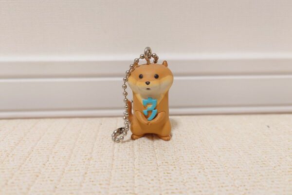 可愛い嘘のカワウソ キーホルダー 「可愛い嘘が得意だからカワウソっていうの」