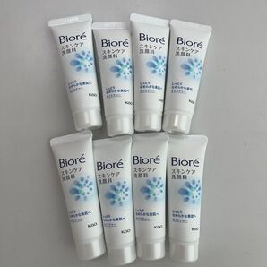 ビオレ スキンケア洗顔料 30g × 8個 まとめ売り