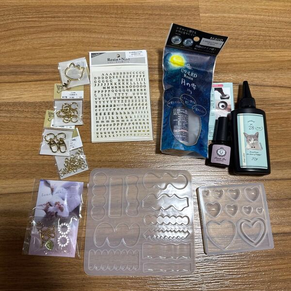 レジン液、シリコンモールドなどハンドメイド材料まとめ売り