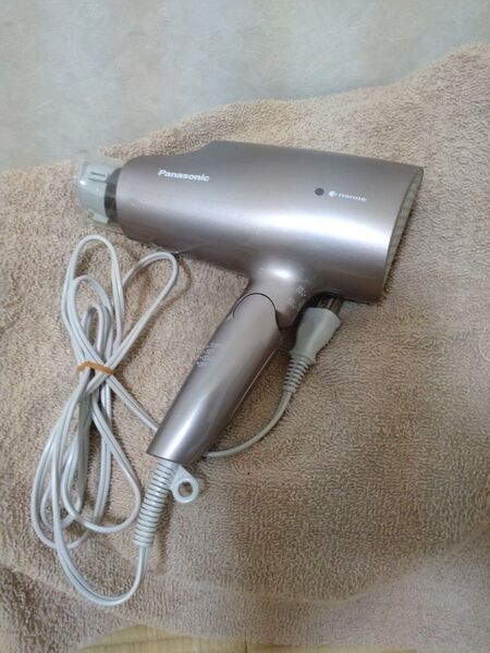 点検済 EH-NE5B 海外対応 ドライヤー イオニティ ナノケア ナノイー