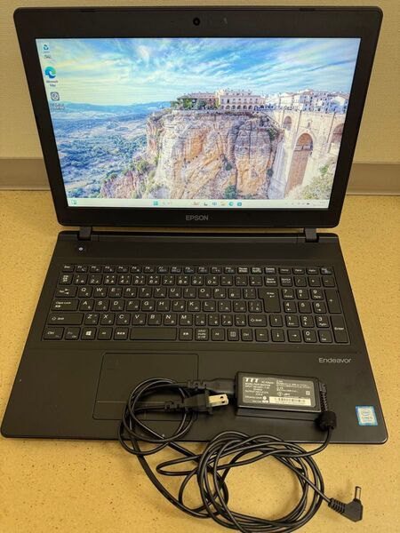 EPSON Endeavor NJ4300E i5-8265U RAM 8GB SSD 256GB 15.6インチ Win11