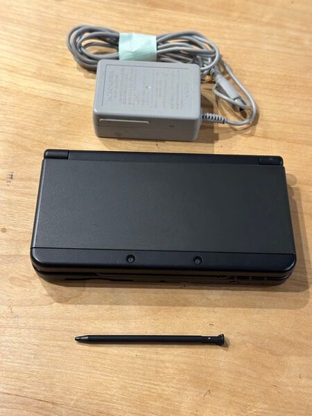 New ニンテンドー Nintendo 3DS 3ds ブラック 美品