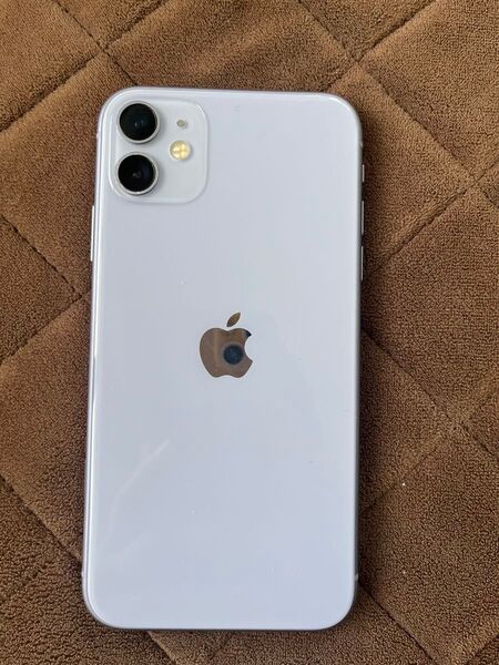 iPhone 11 パープル 64GB