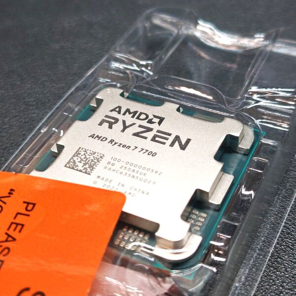 【新品未使用】AMD RYZEN 7 7700 バルク品 PCパーツ ライゼン CPU 0027