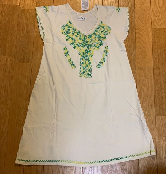 チチカカ トップス チュニック Tシャツ 刺繍 ステッチ 綿素材 半袖 春夏 エスニック 新品未使用