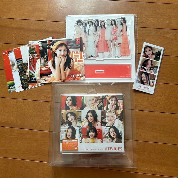 #TWICE5 初回限定盤A アルバム 封入特典 メンバー全員ジャケ写 アクリルスタンド付き CD グッズセット