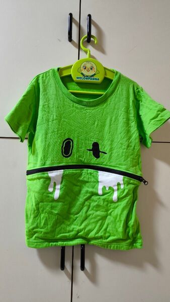 半袖Tシャツ 子供服キッズ男 130サイズ 黄緑色 怪獣 口がファスナー