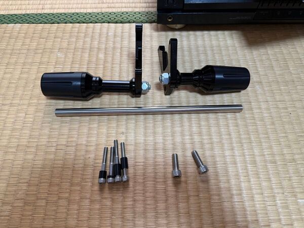 スナイパー SNIPER CBR250RR 2023- 8BK-MC51用 フレームスライダー