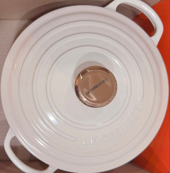 【新品】 シグニチャー ココット・ロンド 20cm メレンゲ (カッパーツマミ) LE CREUSET ルクルーゼ 両手鍋